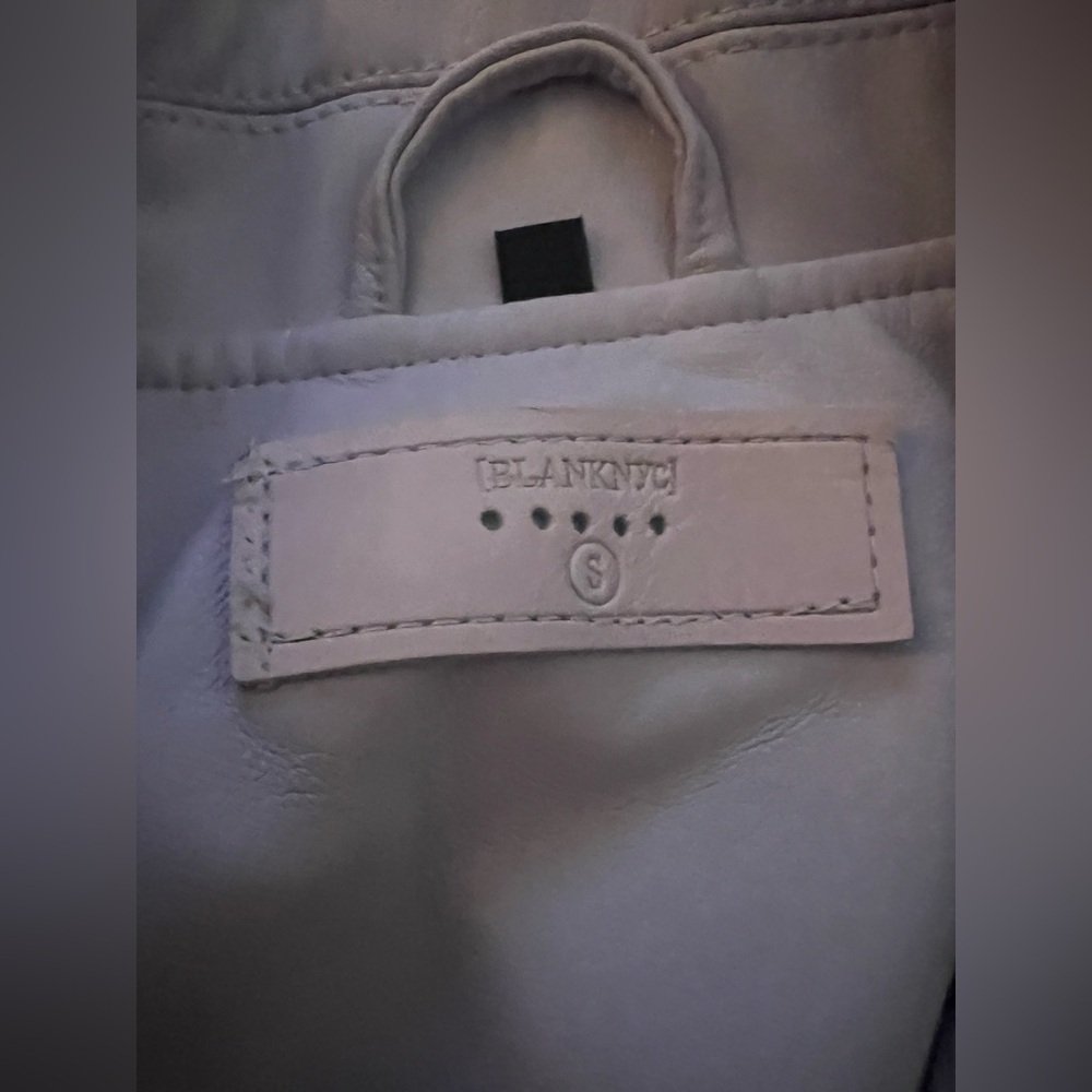 BN Blank NYC Faux Leather Moto Jacket in Highway Star (Lavender), Size Small - Picture 3 of 4